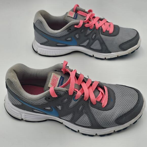 Nike Women's 7 Shoe Revolution 2 Athletic Running Sneaker 554900-006 Gray - Picture 2 of 12